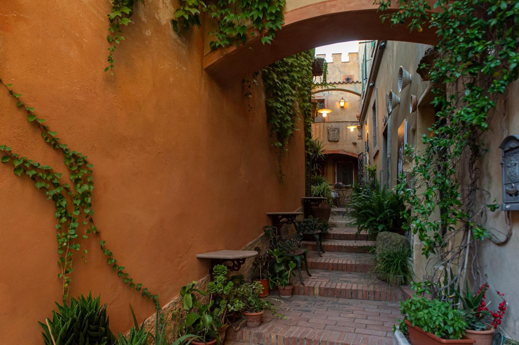 La Casetta Di Borgo Лаятико Экстерьер фото